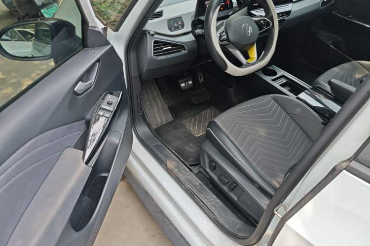 Used Volkswagen ID.3 2024 Outstanding Edition Driver Seat