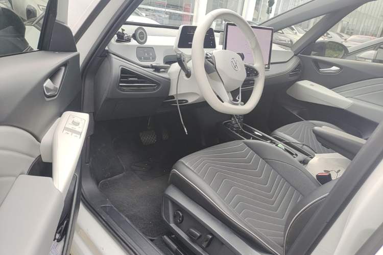Used Volkswagen ID.3 2024 Pure & Smart Edition Driver Seat