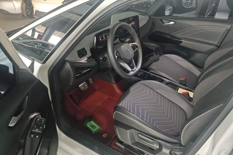 Used Volkswagen ID.3 2024 Pure & Smart Edition Driver Seat