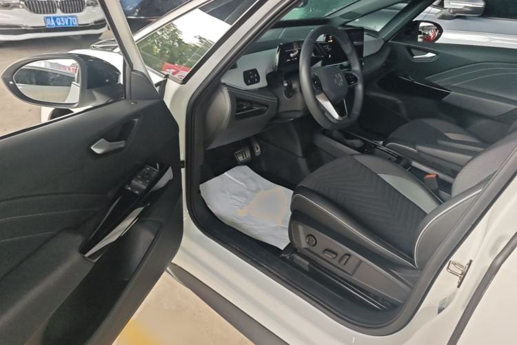 Used Volkswagen ID.3 2024 Pure & Smart Edition Driver Seat