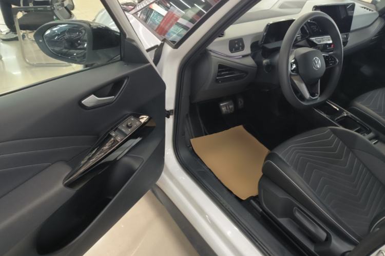 Used Volkswagen ID.3 2024 Pure & Smart Edition Driver Seat