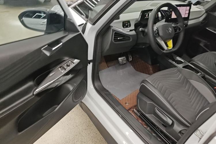 Used Volkswagen ID.3 2024 Pure & Smart Edition Driver Seat
