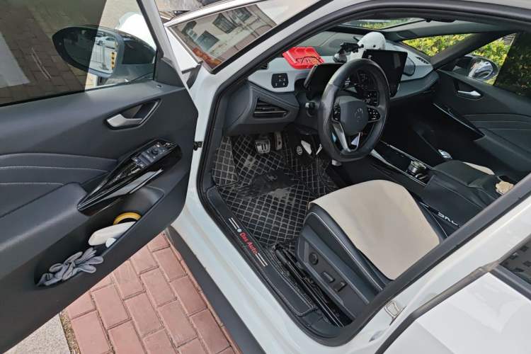 Used Volkswagen ID.3 2024 Outstanding Edition Driver Seat