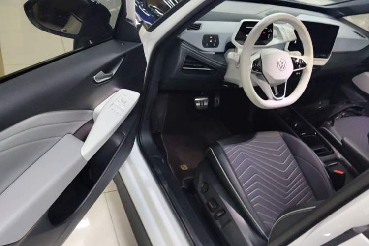 Used Volkswagen ID.3 2024 Outstanding Edition Driver Seat