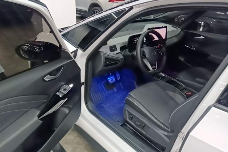 Used Volkswagen ID.3 2024 Outstanding Edition Driver Seat