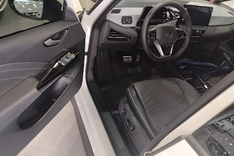 Used Volkswagen ID.3 2024 Outstanding Edition Driver Seat