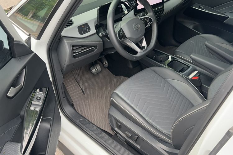 Used Volkswagen ID.3 2024 Outstanding Edition Driver Seat