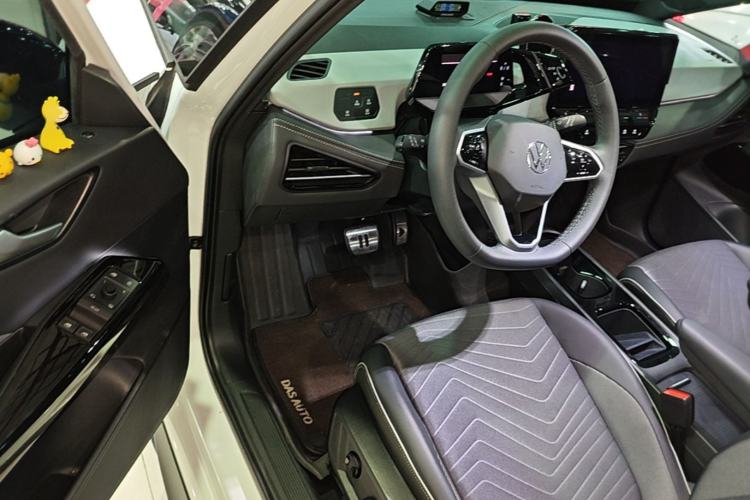 Used Volkswagen ID.3 2024 Outstanding Edition Driver Seat