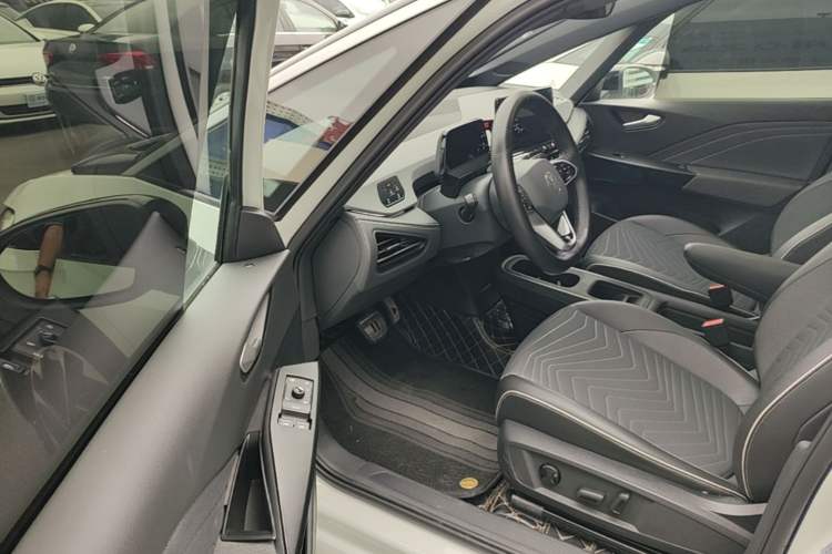 Used Volkswagen ID.3 2024 Outstanding Edition Driver Seat