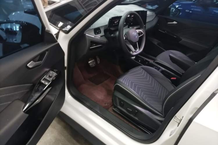 Used Volkswagen ID.3 2024 Outstanding Edition Driver Seat