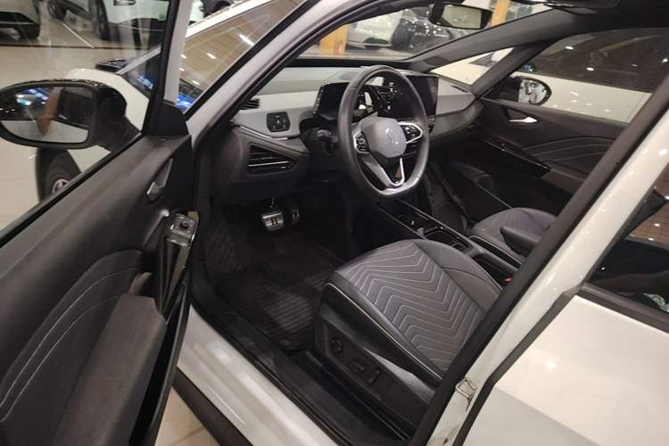 Used Volkswagen ID.3 2024 Outstanding Edition Driver Seat
