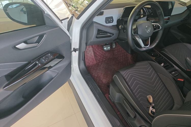 Used Volkswagen ID.3 2024 Pure & Smart Edition Driver Seat