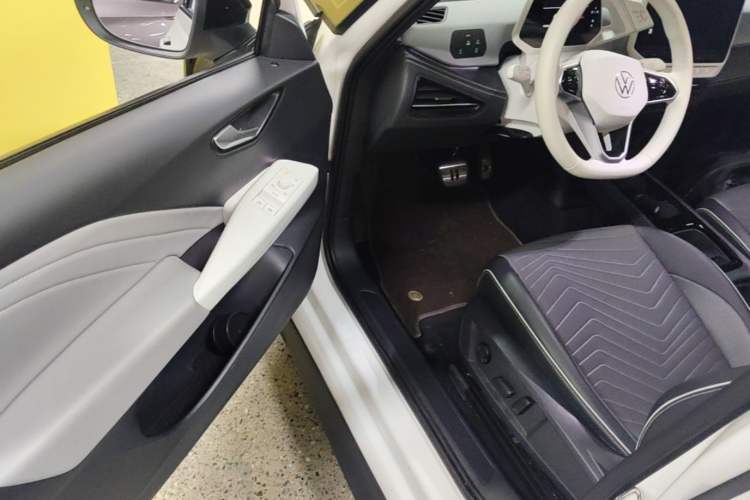 Used Volkswagen ID.3 2024 Outstanding Edition Driver Seat