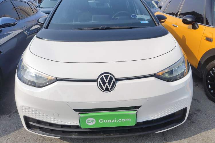 Used Volkswagen ID.3 2024 Pure & Smart Edition Exterior 1