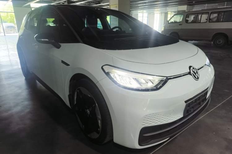 Used Volkswagen ID.3 2024 Pure & Smart Edition Exterior 1