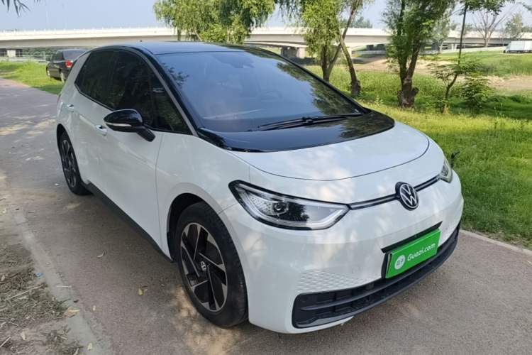 Used Volkswagen ID.3 2024 Intelligent Edition Exterior 1