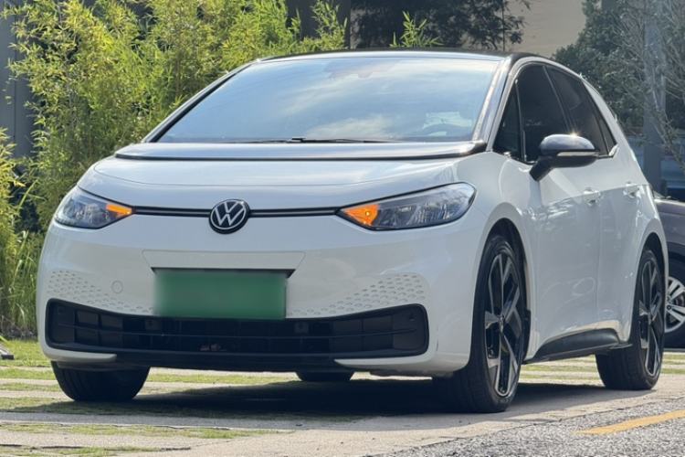 Used Volkswagen ID.3 2024 Pure & Smart Edition Exterior 1