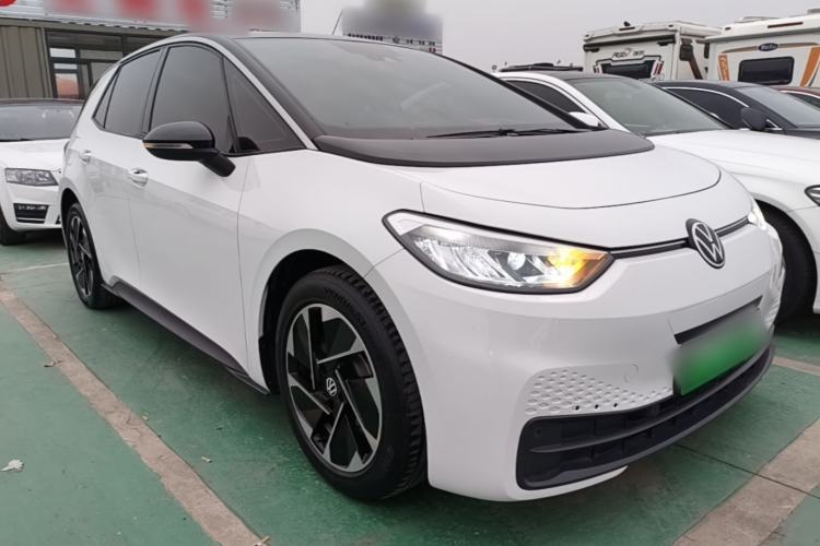 Used Volkswagen ID.3 2024 Outstanding Edition Exterior 1