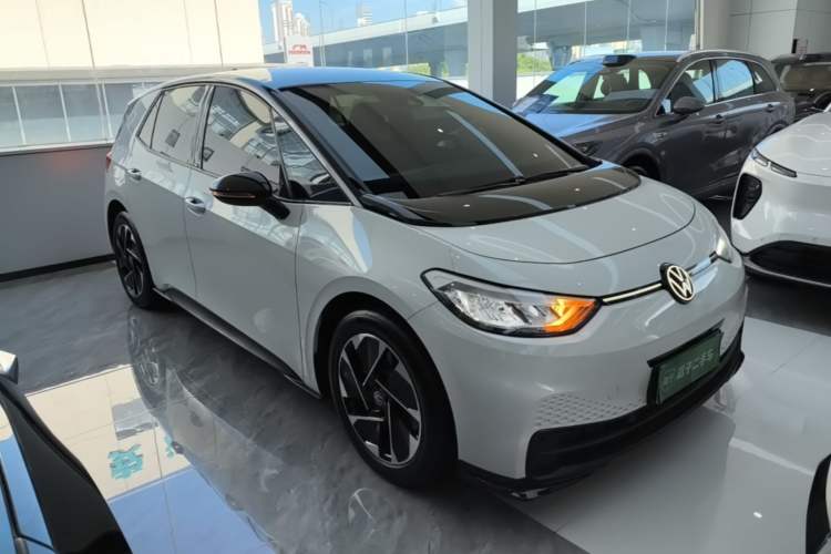 Used Volkswagen ID.3 2024 Pure & Smart Edition Exterior 1
