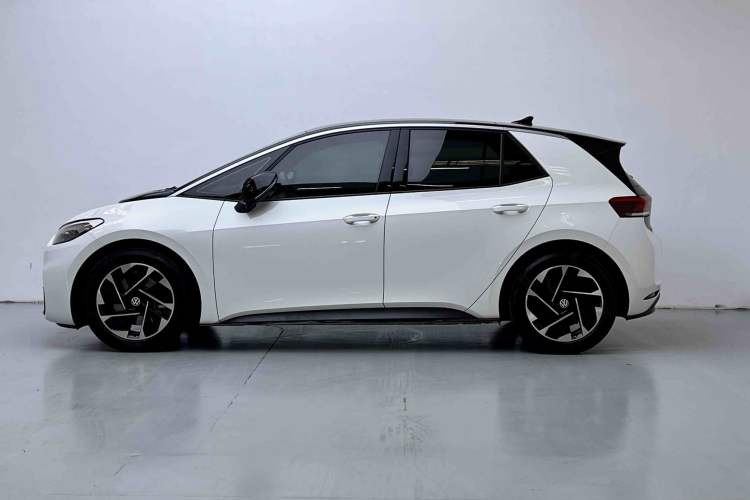Used Volkswagen ID.3 2024 Outstanding Edition Exterior 11