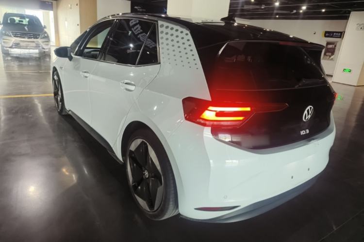 Used Volkswagen ID.3 2024 Pure & Smart Edition Exterior 2