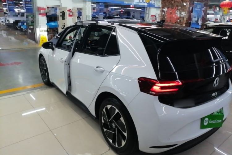 Used Volkswagen ID.3 2024 Pure & Smart Edition Exterior 2