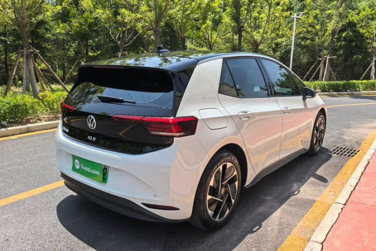 Used Volkswagen ID.3 2024 Pure & Smart Edition Exterior 3