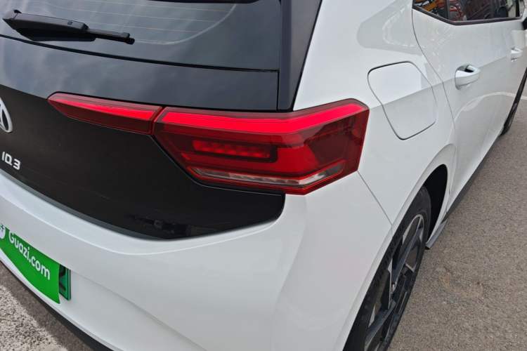 Used Volkswagen ID.3 2024 Outstanding Edition Exterior 3