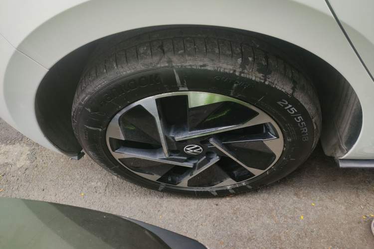 Used Volkswagen ID.3 2024 Intelligent Edition Exterior 3