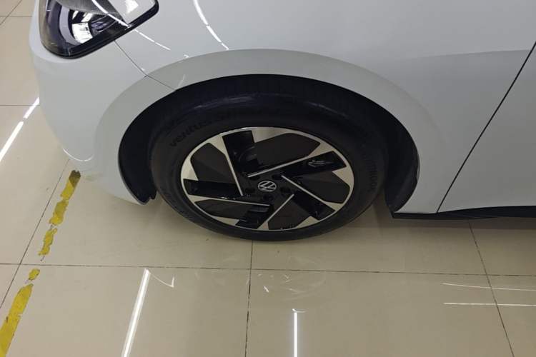 Used Volkswagen ID.3 2024 Pure & Smart Edition Exterior 3