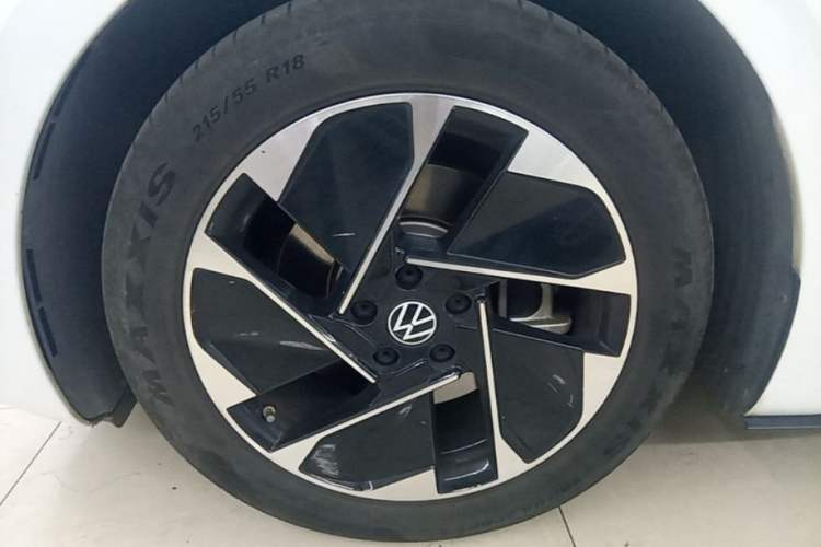 Used Volkswagen ID.3 2024 Pure & Smart Edition Exterior 4