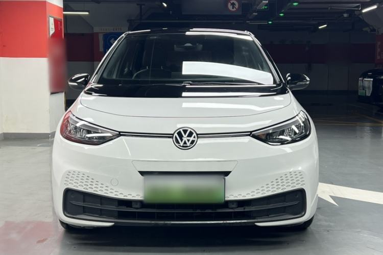Used Volkswagen ID.3 2024 Outstanding Edition Exterior 4