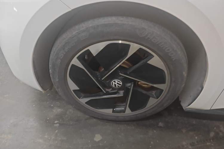 Used Volkswagen ID.3 2024 Pure & Smart Edition Exterior 4