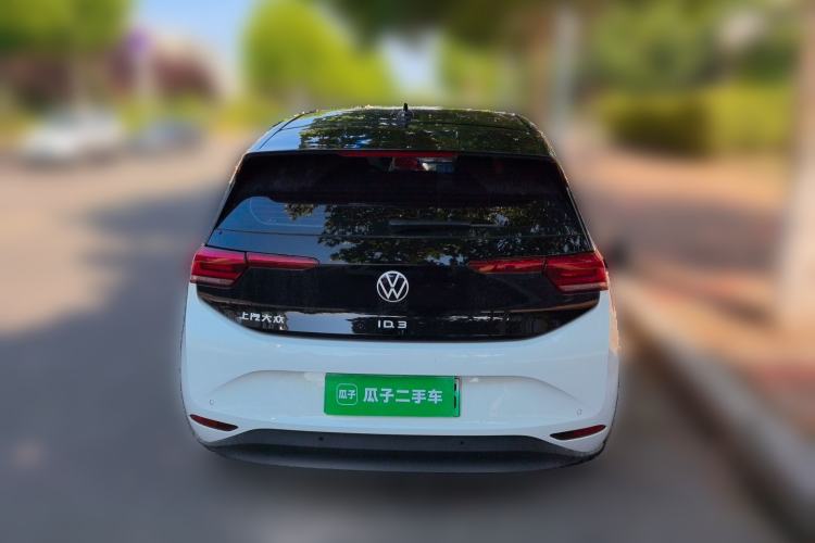 Used Volkswagen ID.3 2024 Outstanding Edition Exterior 4