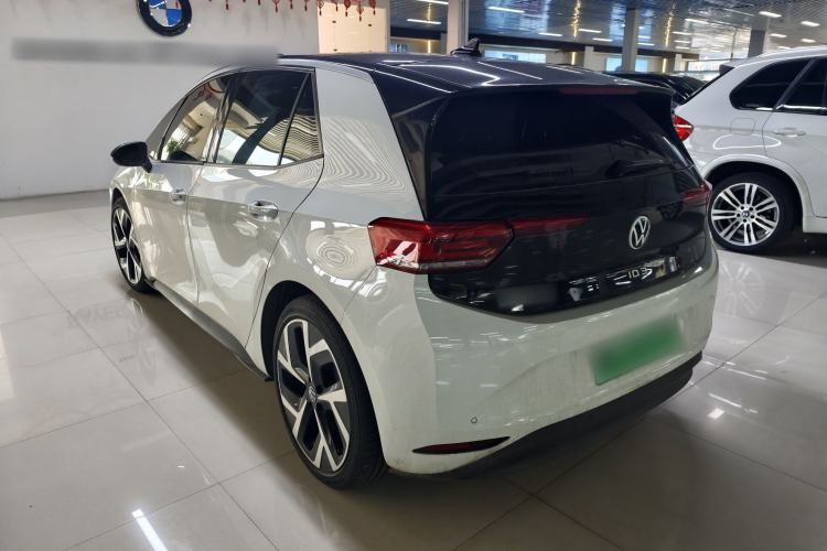 Used Volkswagen ID.3 2024 Pure & Smart Edition Exterior 4