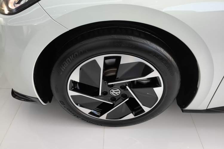 Used Volkswagen ID.3 2024 Pure & Smart Edition Exterior 4