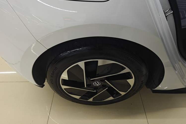 Used Volkswagen ID.3 2024 Pure & Smart Edition Exterior 4