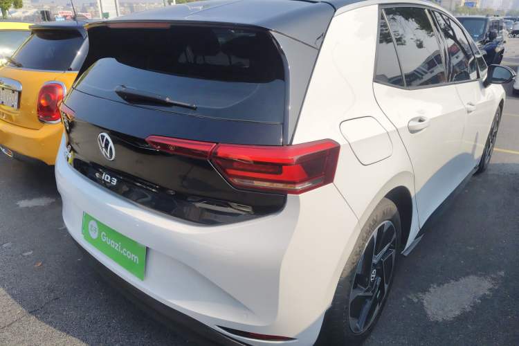 Used Volkswagen ID.3 2024 Pure & Smart Edition Exterior 5
