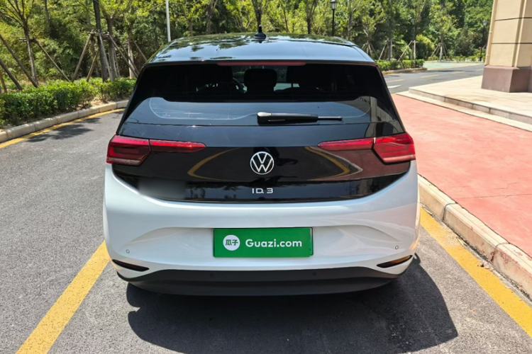 Used Volkswagen ID.3 2024 Pure & Smart Edition Exterior 5