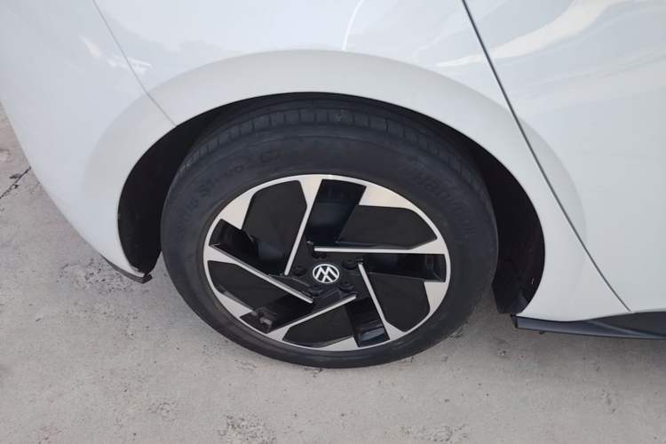 Used Volkswagen ID.3 2024 Pure & Smart Edition Exterior 5
