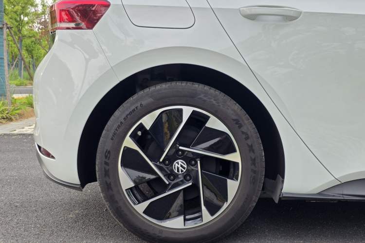 Used Volkswagen ID.3 2024 Intelligent Edition Exterior 5