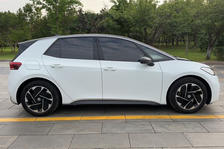 Used Volkswagen ID.3 2024 Intelligent Edition Exterior 5