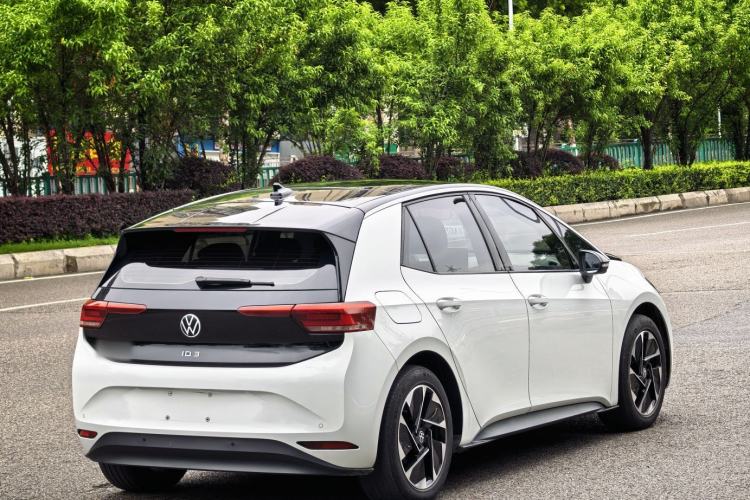 Used Volkswagen ID.3 2024 Intelligent Edition Exterior 5