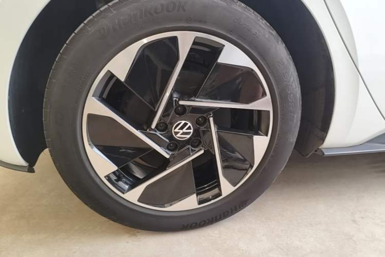 Used Volkswagen ID.3 2024 Intelligent Edition Exterior 5