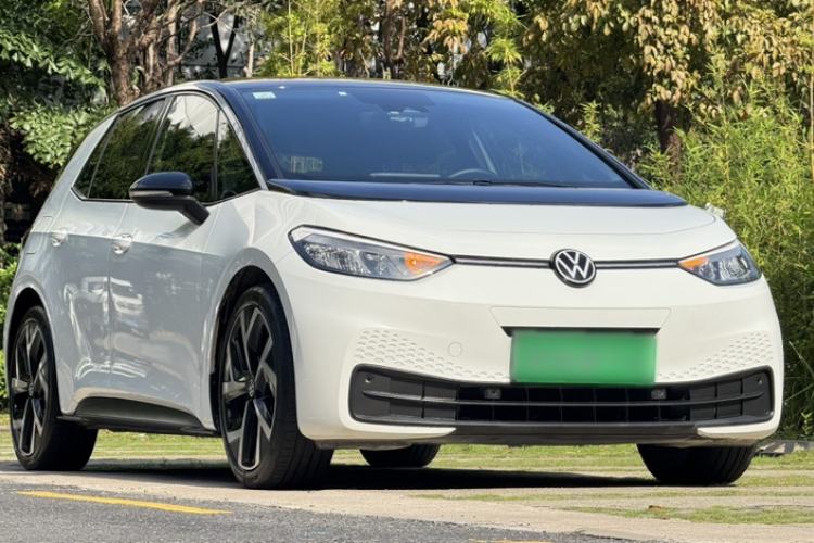Used Volkswagen ID.3 2024 Pure & Smart Edition Exterior 5
