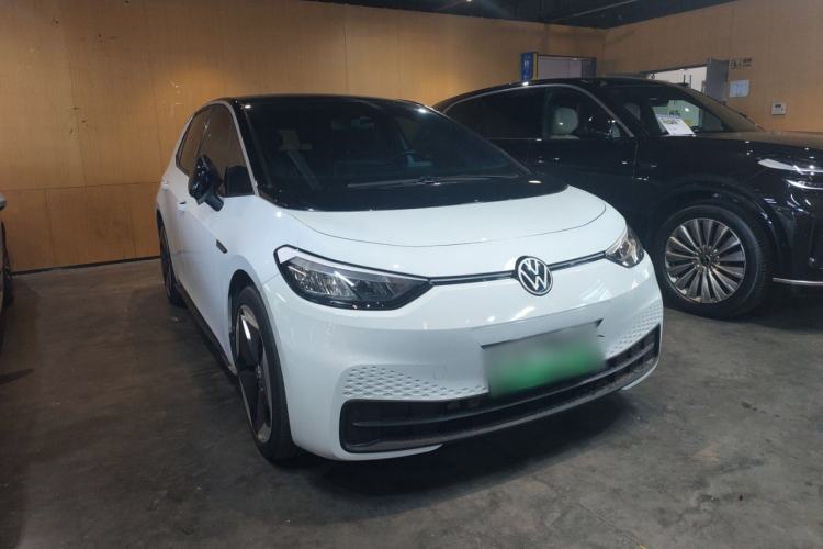 Used Volkswagen ID.3 2024 Pure & Smart Edition Exterior 6