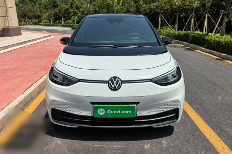 Used Volkswagen ID.3 2024 Pure & Smart Edition Exterior 6