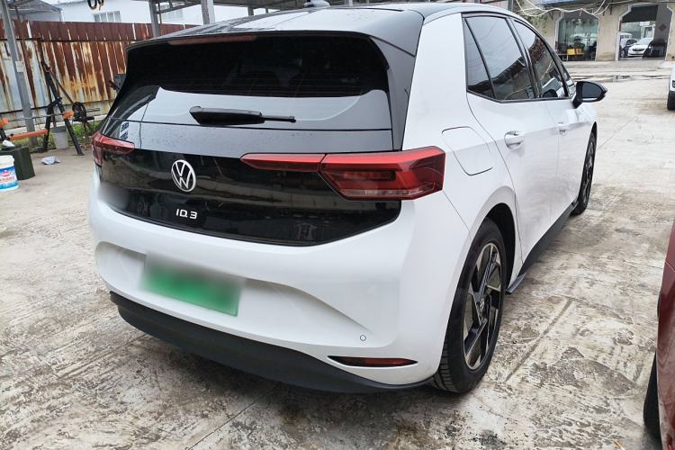 Used Volkswagen ID.3 2024 Pure & Smart Edition Exterior 6