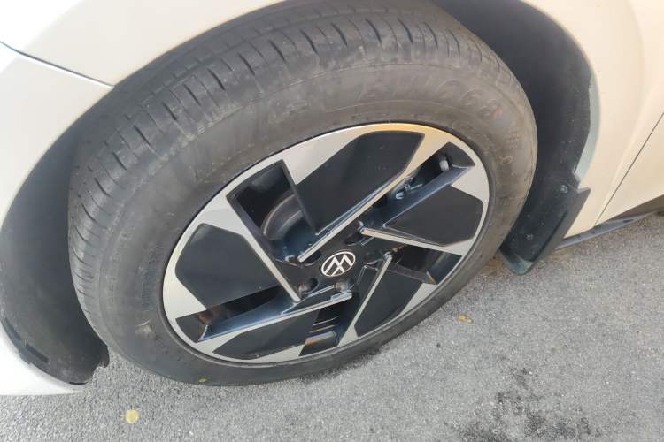 Used Volkswagen ID.3 2024 Pure & Smart Edition Exterior 7