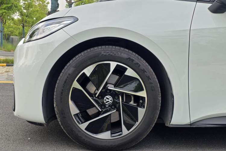 Used Volkswagen ID.3 2024 Intelligent Edition Exterior 7